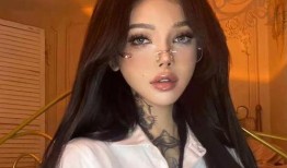 女网红最新爆料图集,一场视觉盛宴与隐私风暴！”