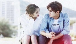 今日爆料鹿晗关晓彤,甜蜜互动引网友热议！”